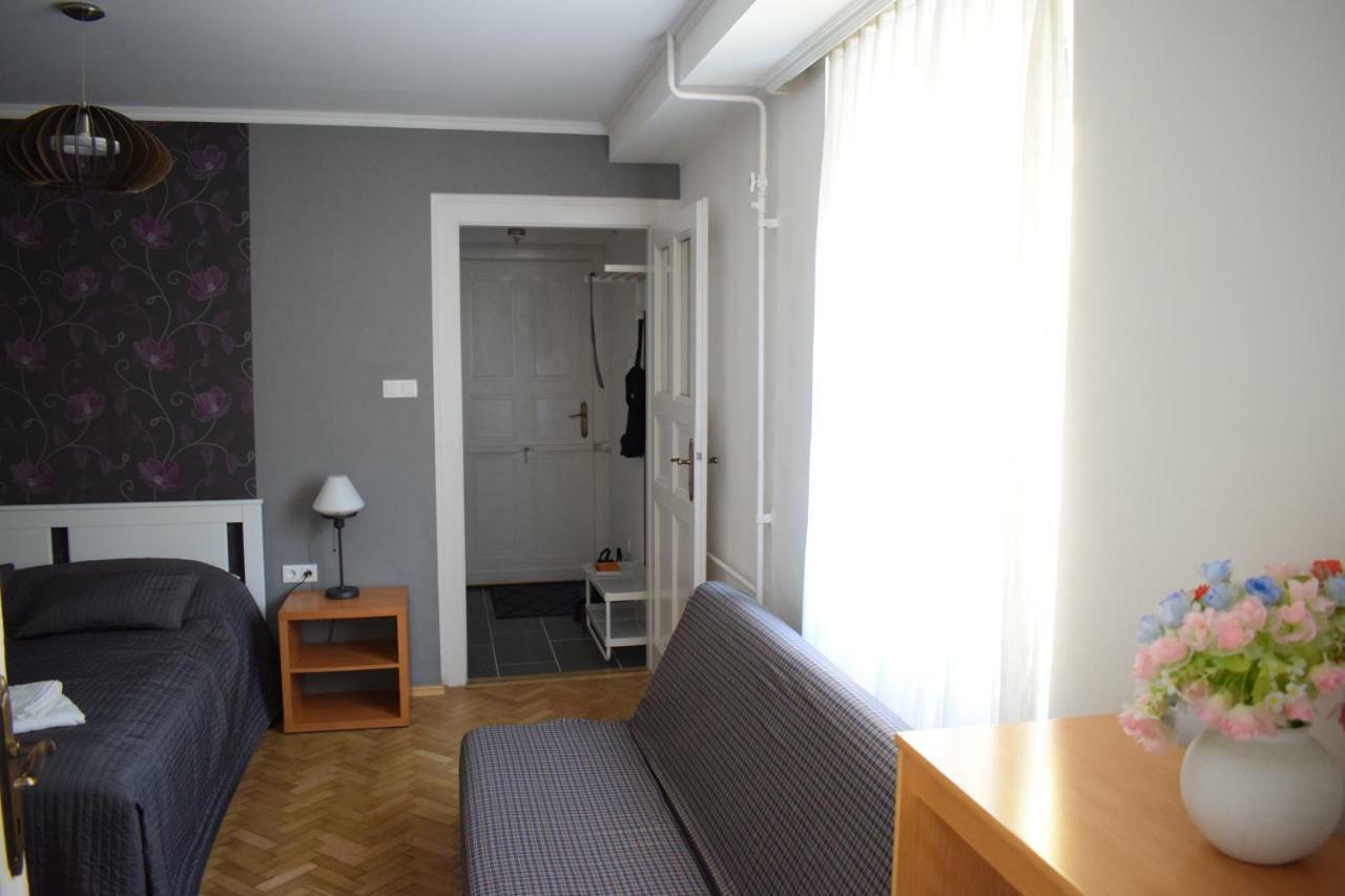 Diamond Astoria Apartments Budapest Exteriör bild