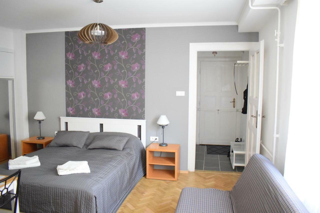 Diamond Astoria Apartments Budapest Exteriör bild