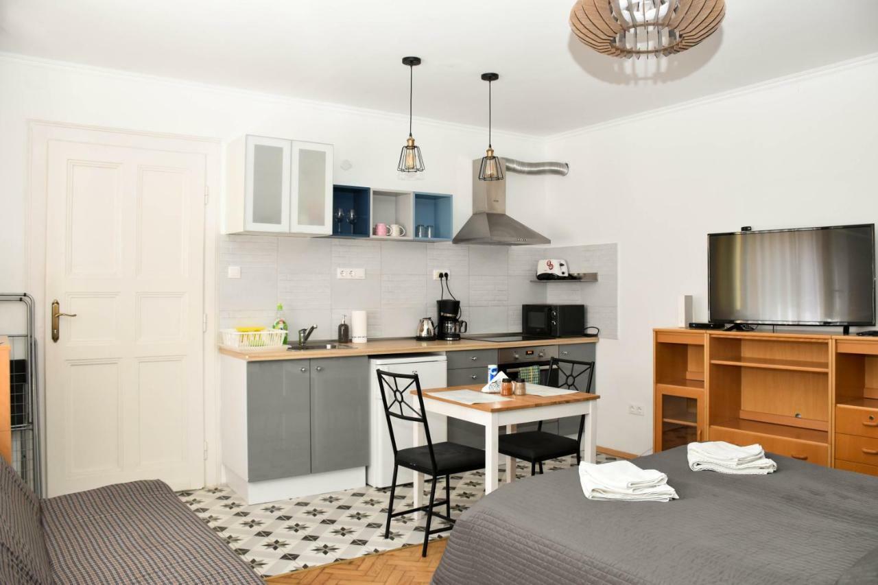 Diamond Astoria Apartments Budapest Exteriör bild